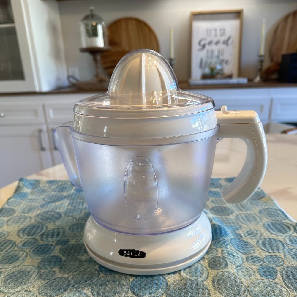 Bella Electric Citrus Juicer